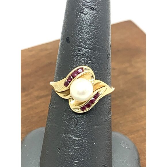 Pearl Red Gemstone Cocktail Ring 10k Yellow Gold Estate Jewelry Women's Size 7 - Picture 7 of 14